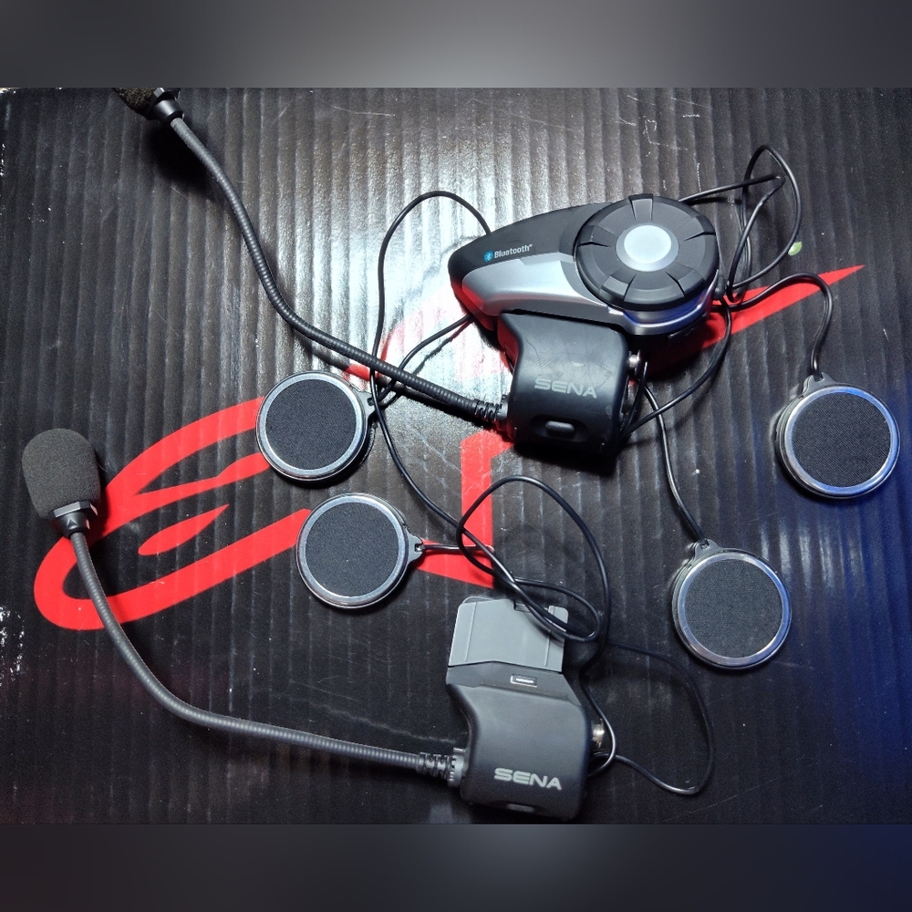 2 Sena 20s Motorcycle Communication Units One Works other Unit Will Not Charge